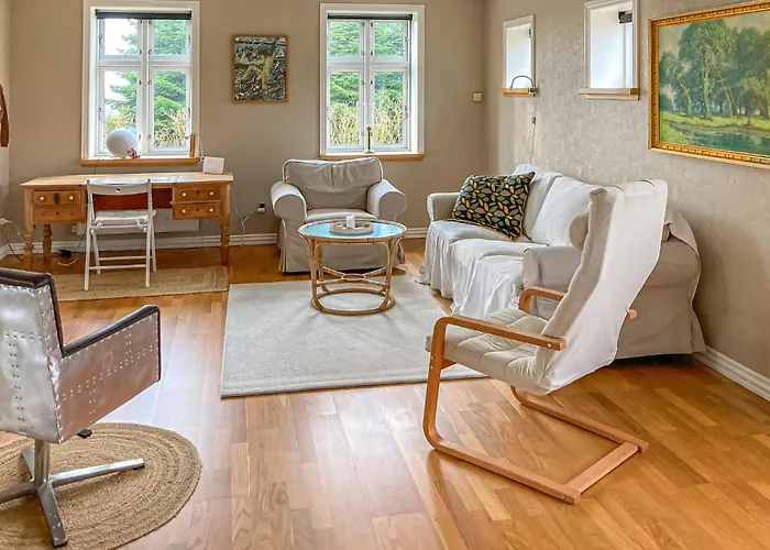 3 Bedroom Cozy In * Havndal
